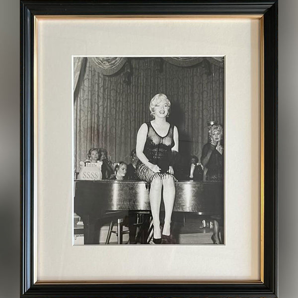 Some Like It Hot (1959) - FRAMED