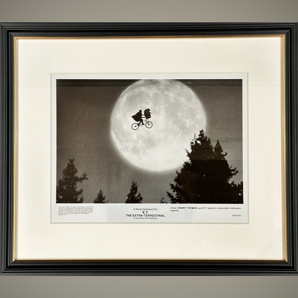 E.T. The Extra Terrestrial (1985r) - FRAMED