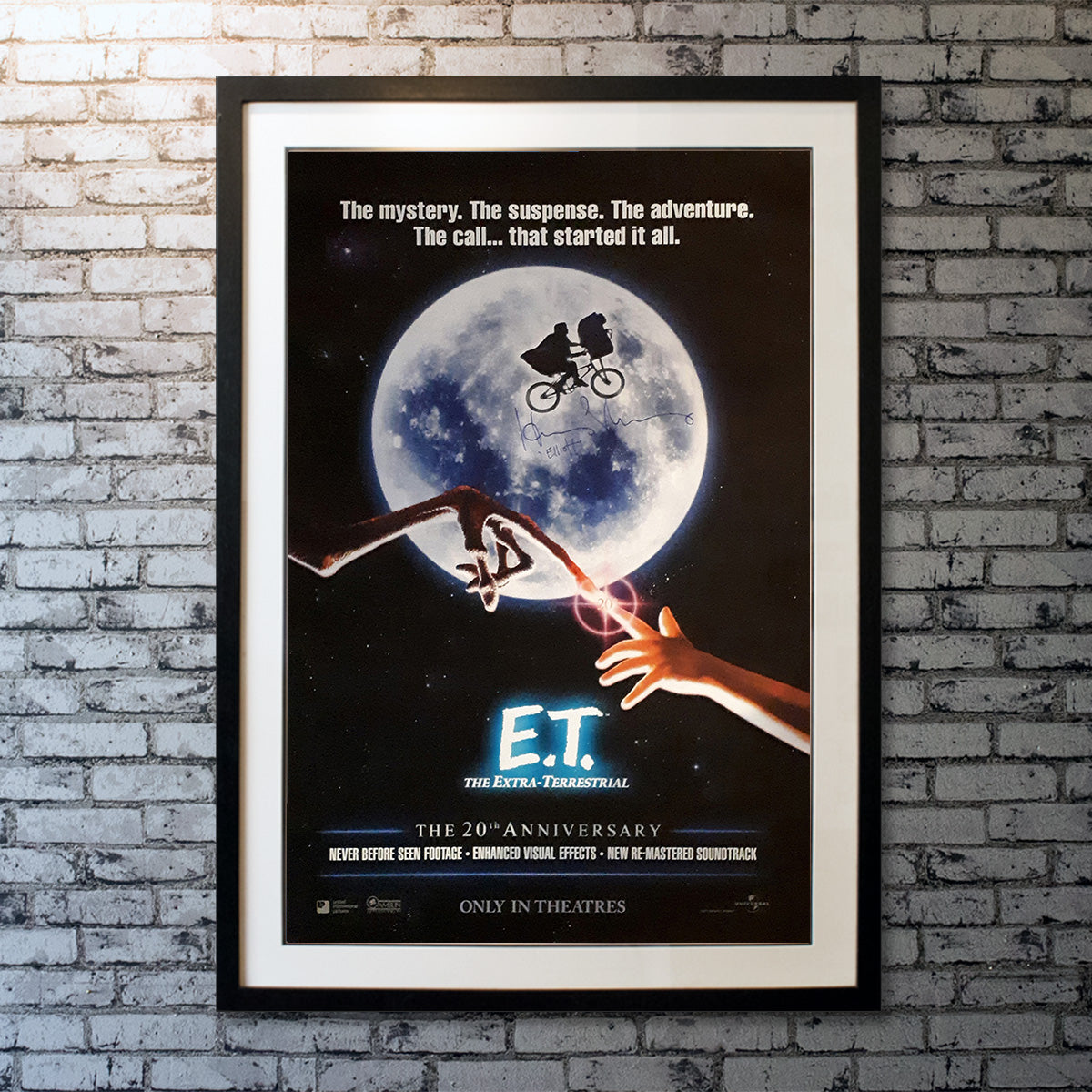 Original Movie Poster of E.t. The Extra-terrestrial (2002R) - Signed By Henry Thomas (elliott)