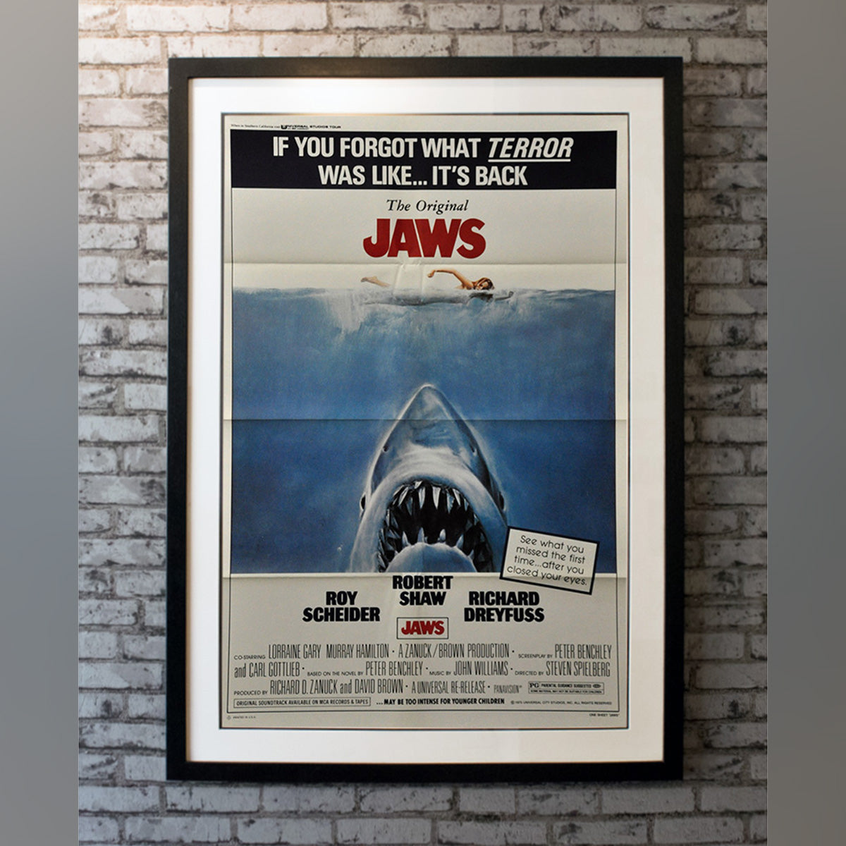 Original Movie Poster of Jaws (1979R)