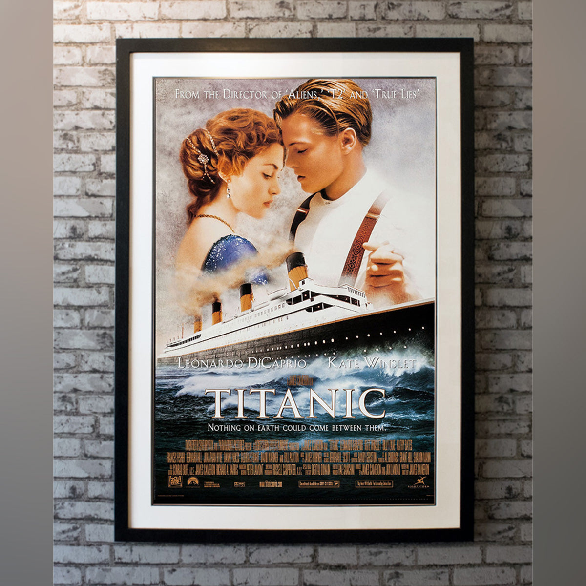 Original Movie Poster of Titanic (1997)